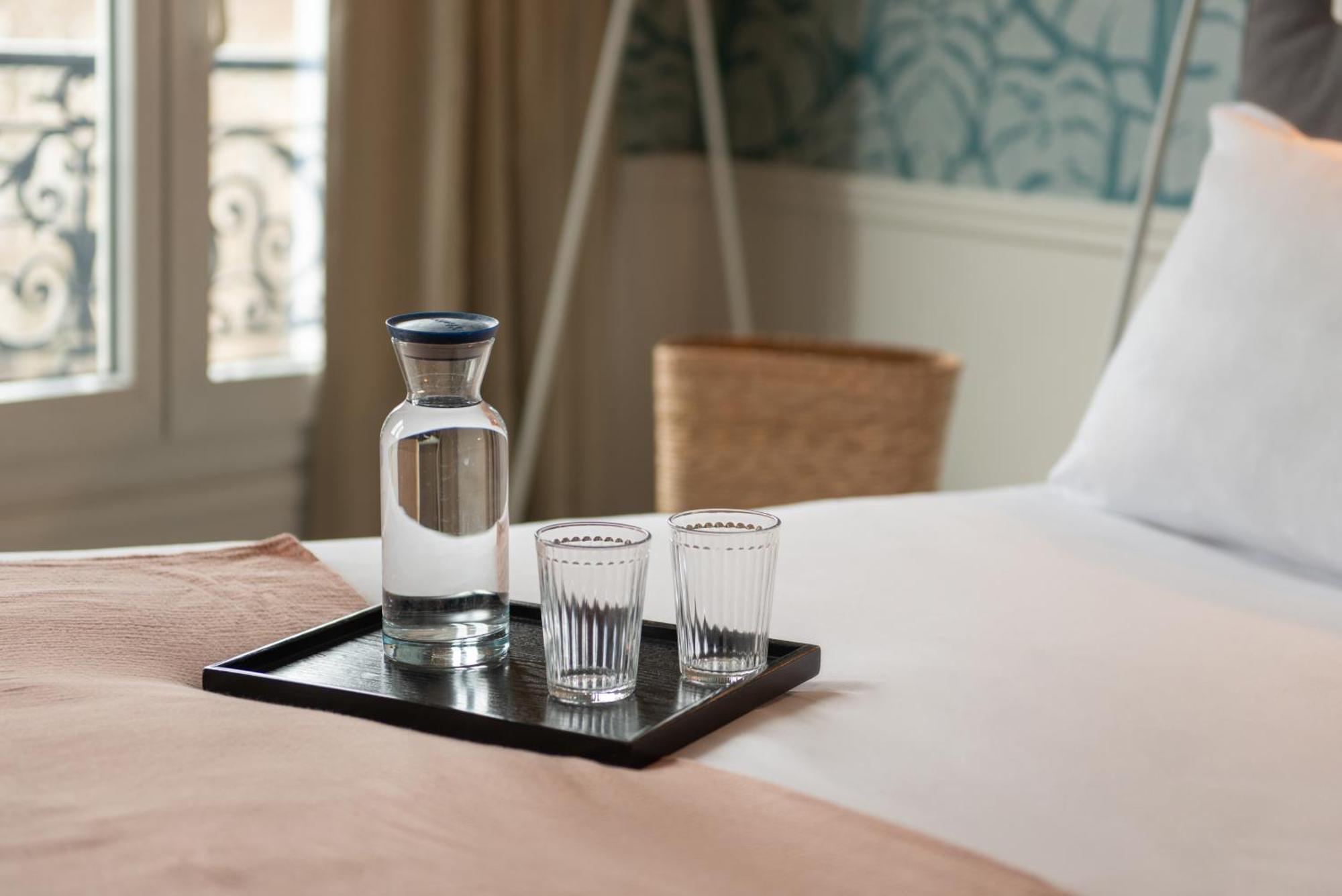 Hotel Avama Prony Paris Rum bild