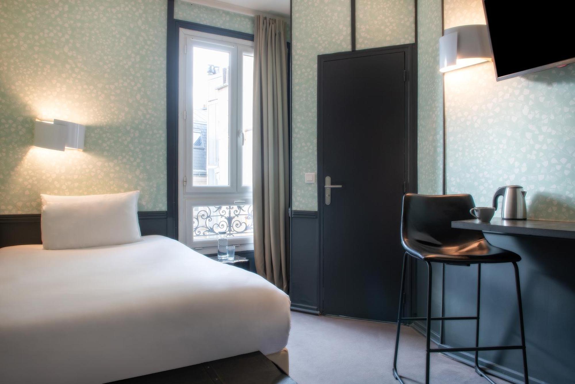Hotel Avama Prony Paris Rum bild