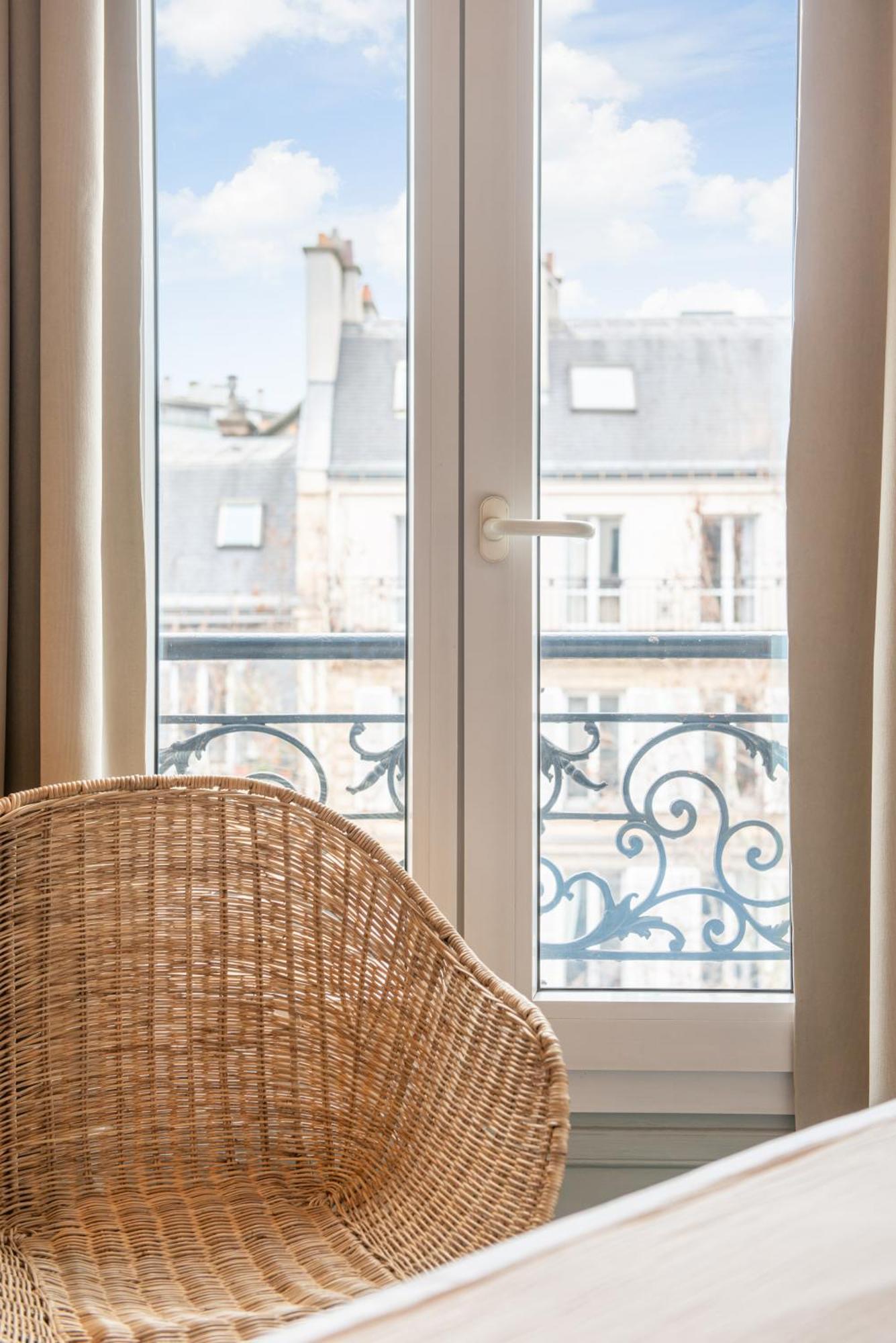 Hotel Avama Prony Paris Rum bild