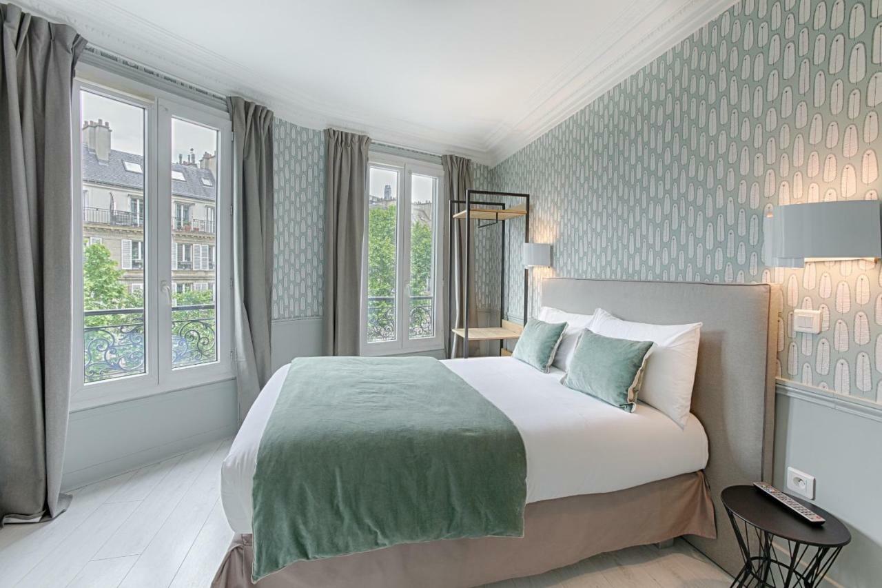 Hotel Avama Prony Paris Exteriör bild